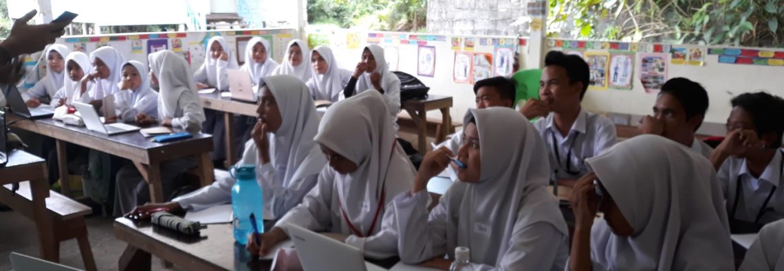 School For Stateless And Marginalised Children - children in class - sfsamc